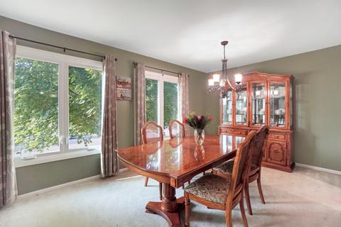665 Devonshire Ln, Wheaton, IL 60189 photo 8