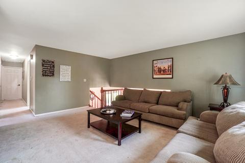 665 Devonshire Ln, Wheaton, IL 60189 photo 6
