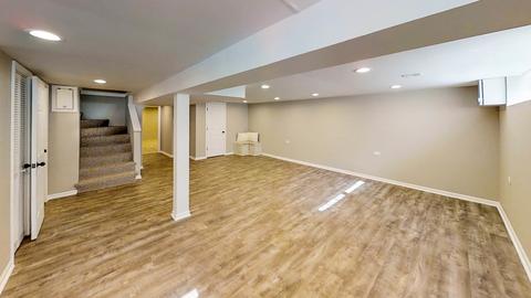 8133 W Memory Ln, Chicago, IL 60656 photo 29
