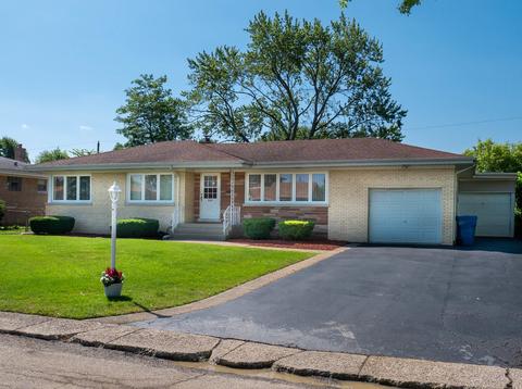 8133 W Memory Ln, Chicago, IL 60656 photo 3