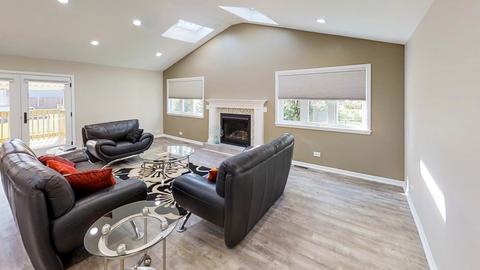 8133 W Memory Ln, Chicago, IL 60656 photo 20