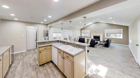 8133 W Memory Ln, Chicago, IL 60656 photo 11