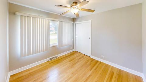 8133 W Memory Ln, Chicago, IL 60656 photo 17