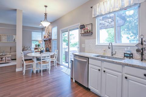 9673 Compton Dr, Huntley, IL 60142 photo 13