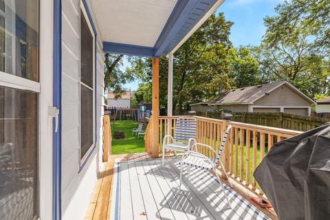545 Oak Ave, Aurora, IL 60506 photo 16