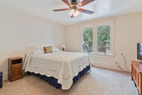 545 Oak Ave, Aurora, IL 60506 photo 14
