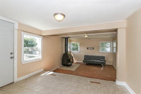 473 Jefferson Ave, Elgin, IL 60120 photo 7