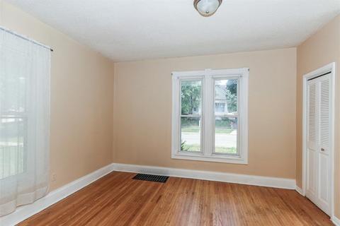 473 Jefferson Ave, Elgin, IL 60120 photo 14