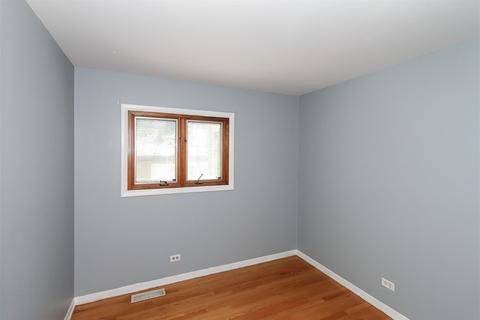 377 Anne Ter, Wheeling, IL 60090 photo 14
