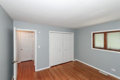 377 Anne Ter, Wheeling, IL 60090 photo 10