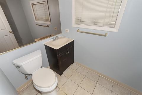 377 Anne Ter, Wheeling, IL 60090 photo 8