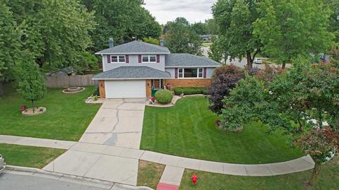863 Adeline Dr, Elgin, IL 60123 photo 4