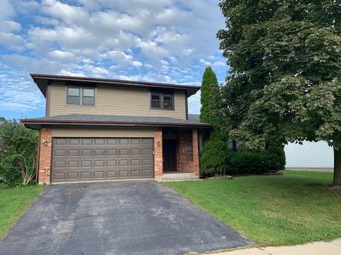 475 W Cimarron Dr W, Aurora, IL 60504 photo 1