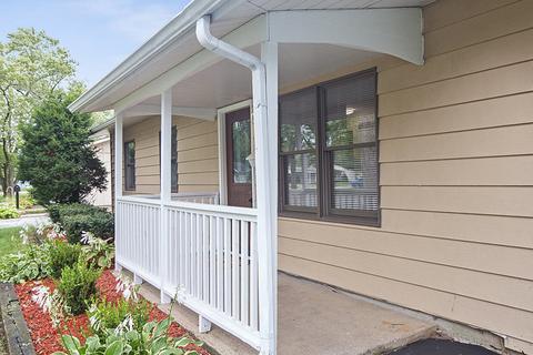 209 W 35th St, Steger, IL 60475 photo 2