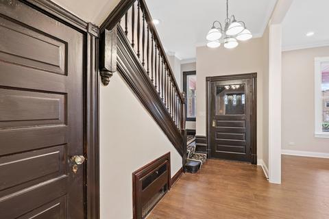 2477 E 74th St, Chicago, IL 60649 photo 3