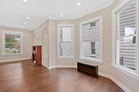 2477 E 74th St, Chicago, IL 60649 photo 7