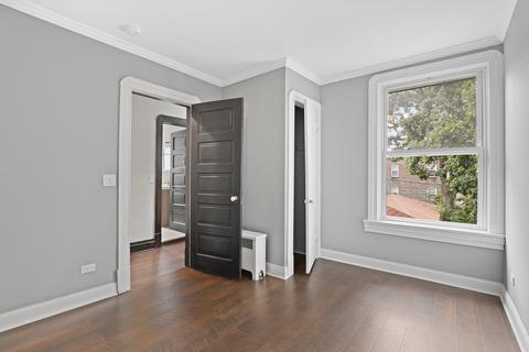 2477 E 74th St, Chicago, IL 60649 photo 17