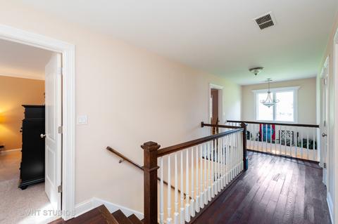 295 Willow St, Inverness, IL 60010 photo 13