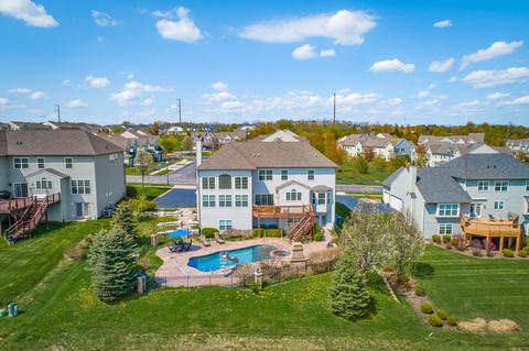 3519 Tournament Dr, Elgin, IL 60124 photo 2