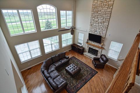 3519 Tournament Dr, Elgin, IL 60124 photo 13