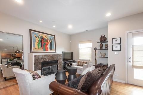 803 E 41st St #2A, Chicago, IL 60653 photo 3