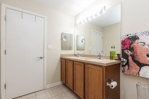 803 E 41st St #2A, Chicago, IL 60653 photo 10