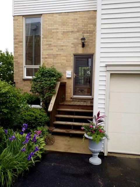 359 Cedar Tree Ct, Hoffman Estates, IL 60169 photo 1