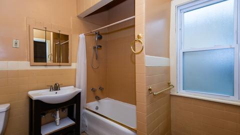 6540 S Artesian Ave, Chicago, IL 60629 photo 7