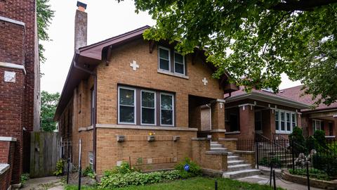 6540 S Artesian Ave, Chicago, IL 60629 photo 1