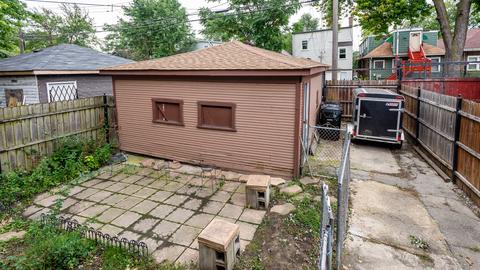 6540 S Artesian Ave, Chicago, IL 60629 photo 10