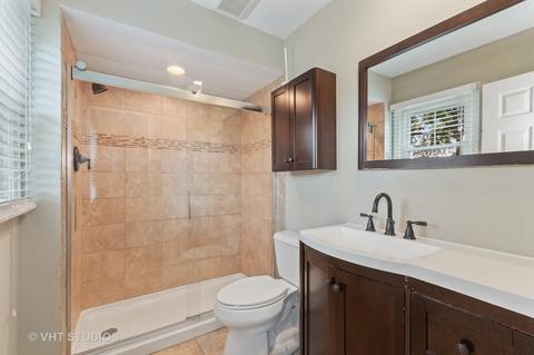 508 E 12th Ave, Naperville, IL 60563 photo 17