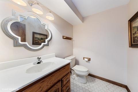 148 Tomlin Cir, Burr Ridge, IL 60527 photo 24