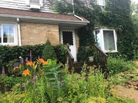 222 Cooper Ave, Elgin, IL 60120 photo 2