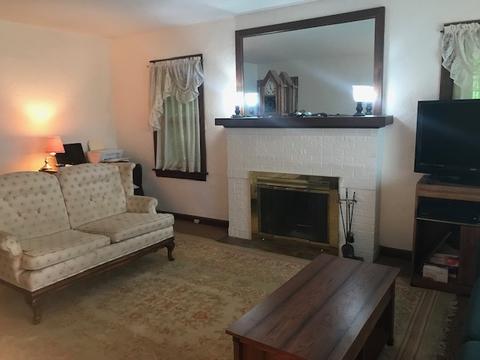 222 Cooper Ave, Elgin, IL 60120 photo 5