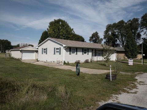 502 Hiltz Dr, Sheldon, IL 60966 photo 11