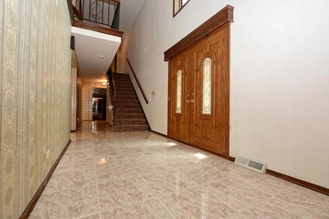 2845 Paris Rd, Olympia Fields, IL 60461 photo 2
