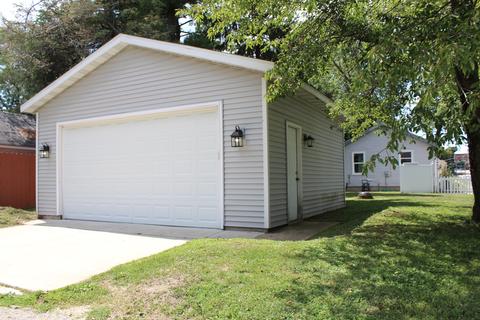 603 Illinois Ave, Elgin, IL 60120 photo 3