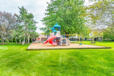732 Plum Tree Ct #B1, Wheeling, IL 60090 photo 25
