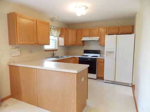 1820 Arbor Falls Dr, Plainfield, IL 60586 photo 7