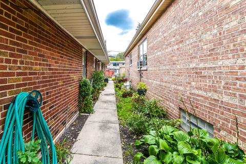 11701 S Artesian Ave, Chicago, IL 60655 photo 32