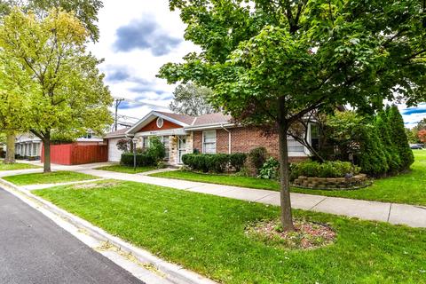 11701 S Artesian Ave, Chicago, IL 60655 photo 2