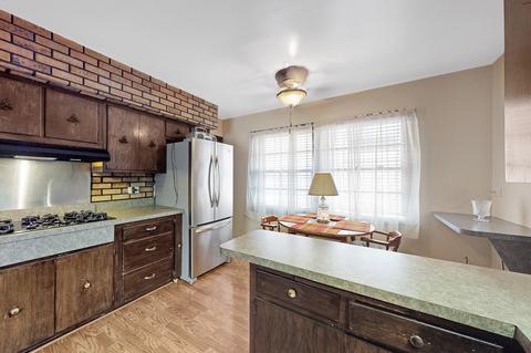 11701 S Artesian Ave, Chicago, IL 60655 photo 5