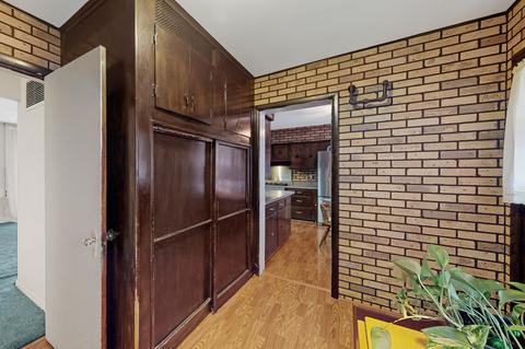 11701 S Artesian Ave, Chicago, IL 60655 photo 7