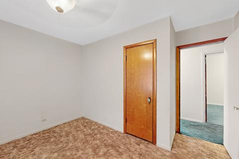 11701 S Artesian Ave, Chicago, IL 60655 photo 21
