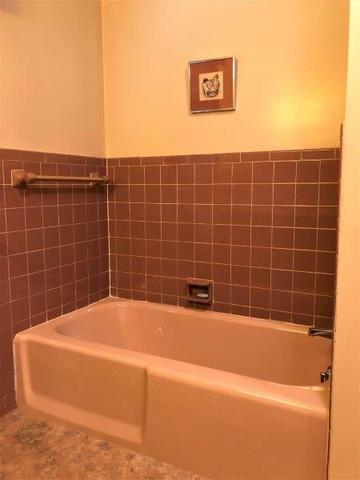 210 Elm St, Morrison, IL 61270 photo 17