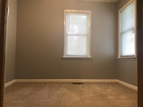 633 S Foley Ave, Kankakee, IL 60901 photo 8