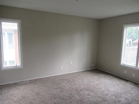 1563 S Pointe Dr, Rantoul, IL 61866 photo 9
