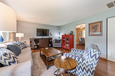 1612 W Oakleaf Dr, Mchenry, IL 60051 photo 3