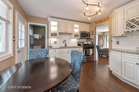 1612 W Oakleaf Dr, Mchenry, IL 60051 photo 8
