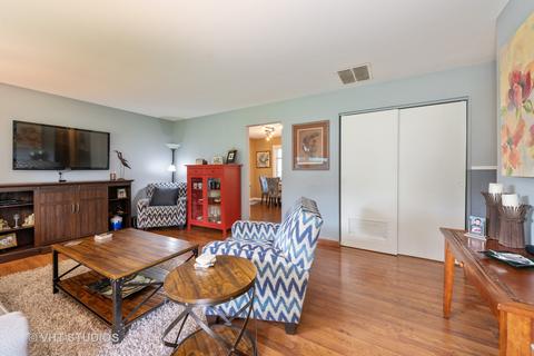 1612 W Oakleaf Dr, Mchenry, IL 60051 photo 4